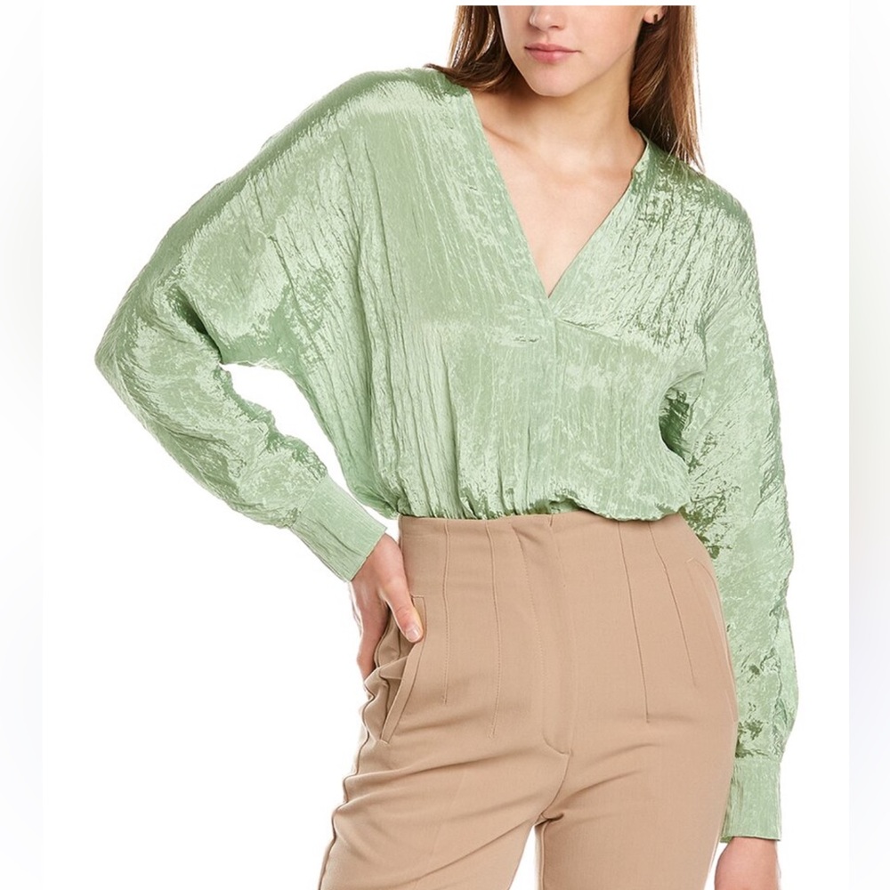 NWT Vince crinckle-effect V-neck blouse Size 2X